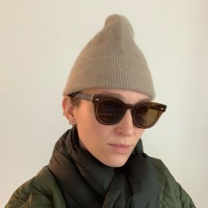 Auxiliary 100% Cashmere toque